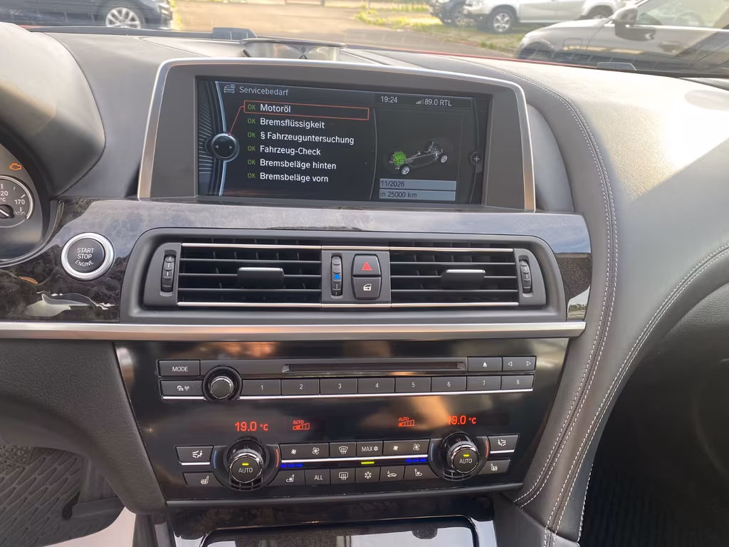 BMW 650