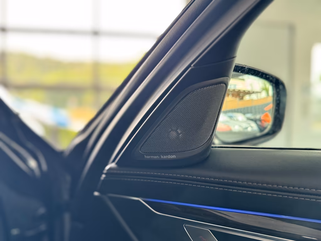 BMW 730