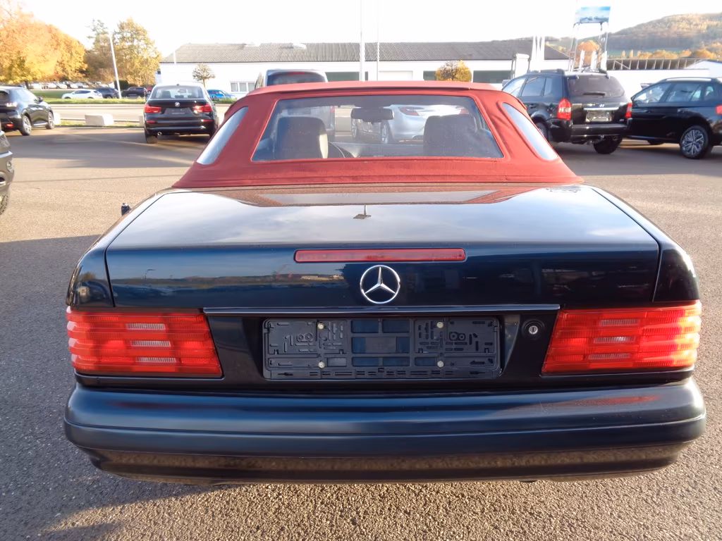 Mercedes-Benz SL 320