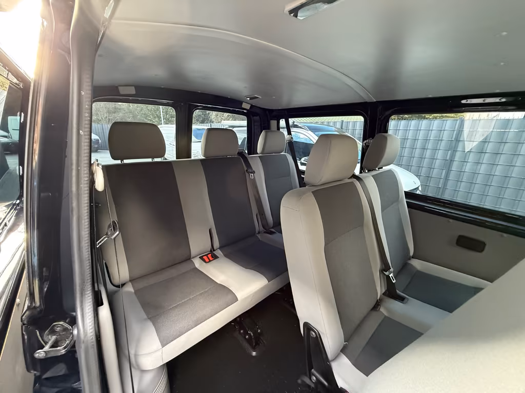 Volkswagen T5 Kombi
