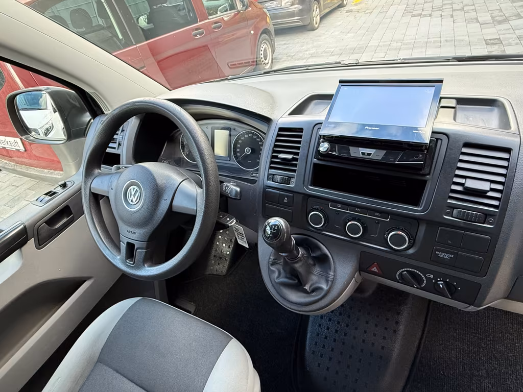 Volkswagen T5 Kombi