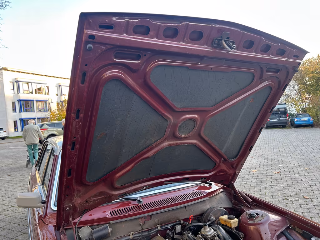 Volvo 244