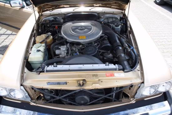 Mercedes-Benz SL 560
