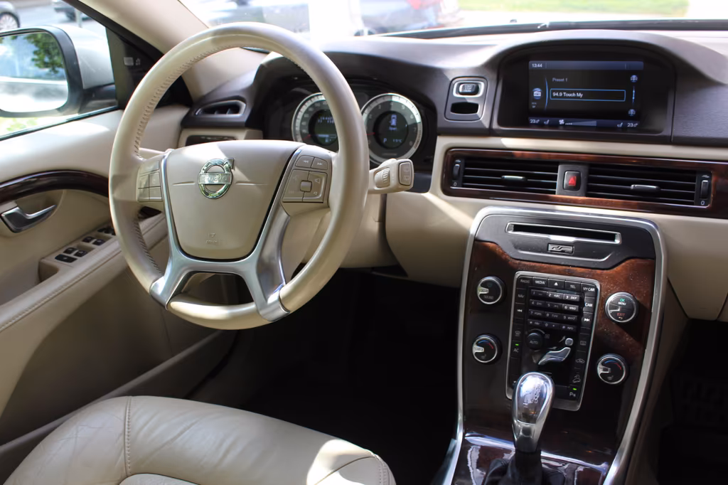 Volvo XC70
