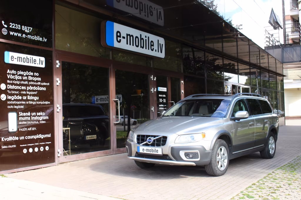 Volvo XC70