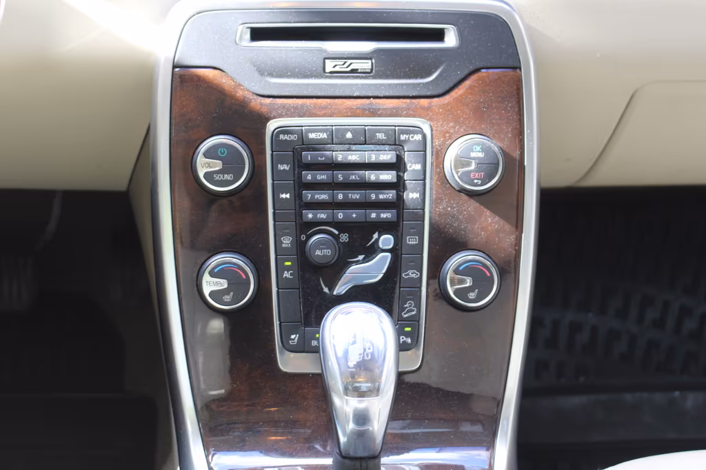 Volvo XC70