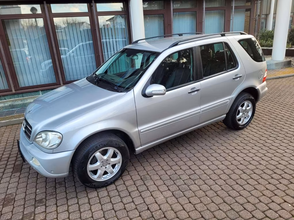 Mercedes-Benz ML 500