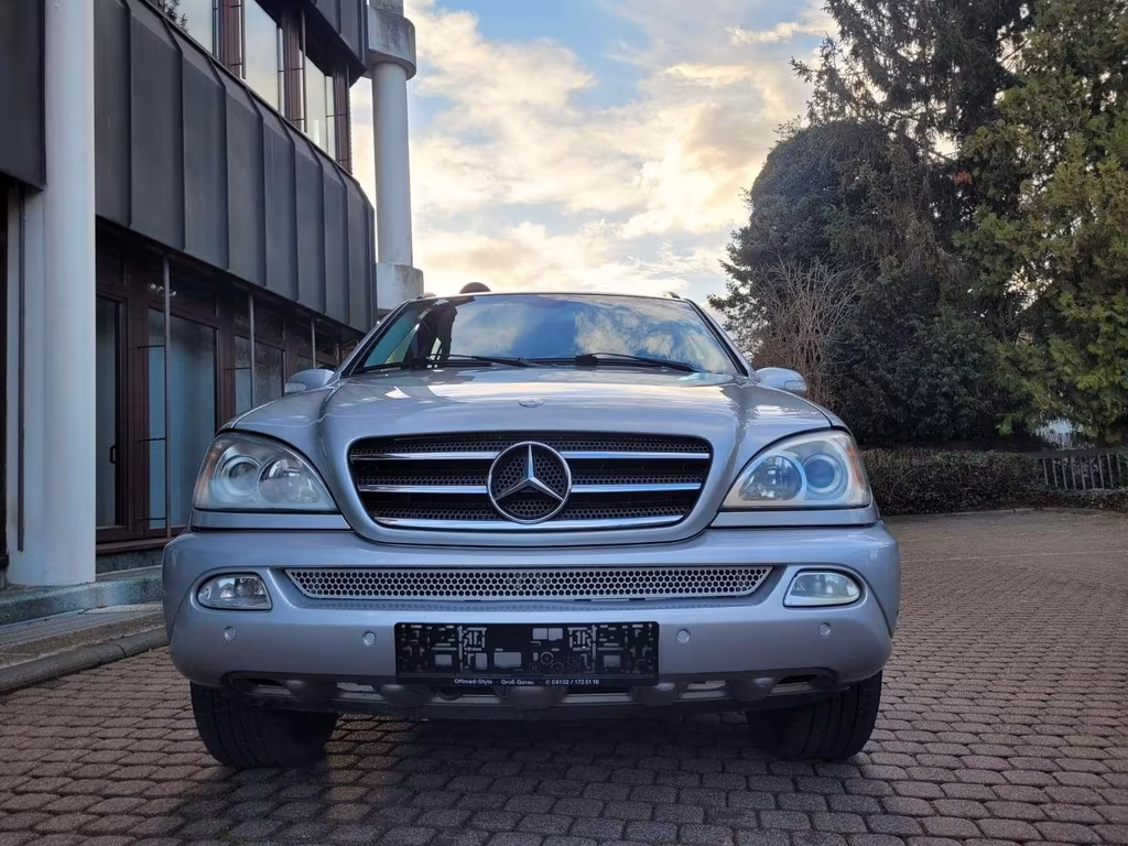 Mercedes-Benz ML 500