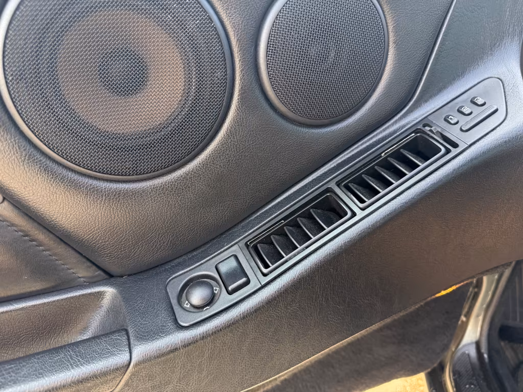 Porsche 928