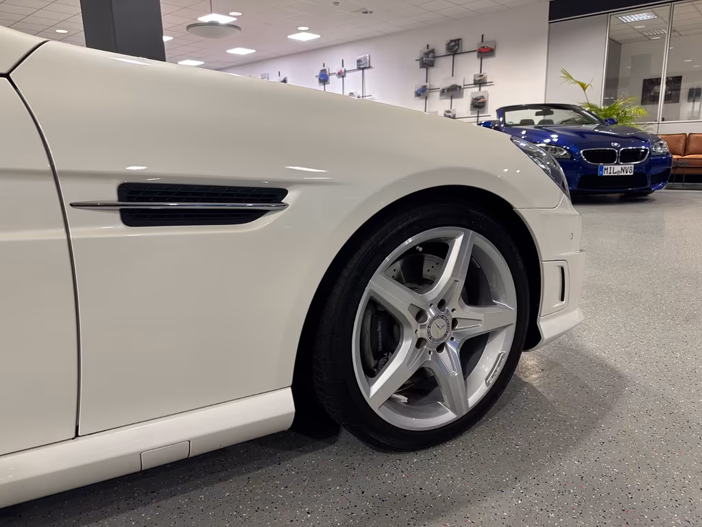 Mercedes-Benz SLK 250