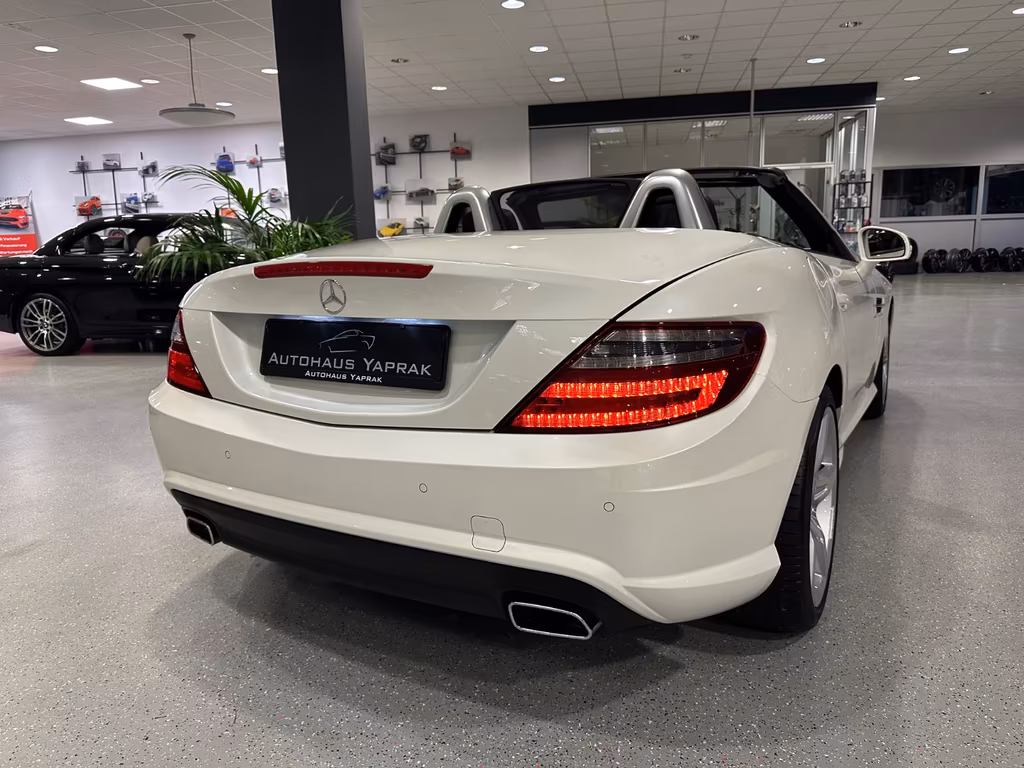 Mercedes-Benz SLK 250
