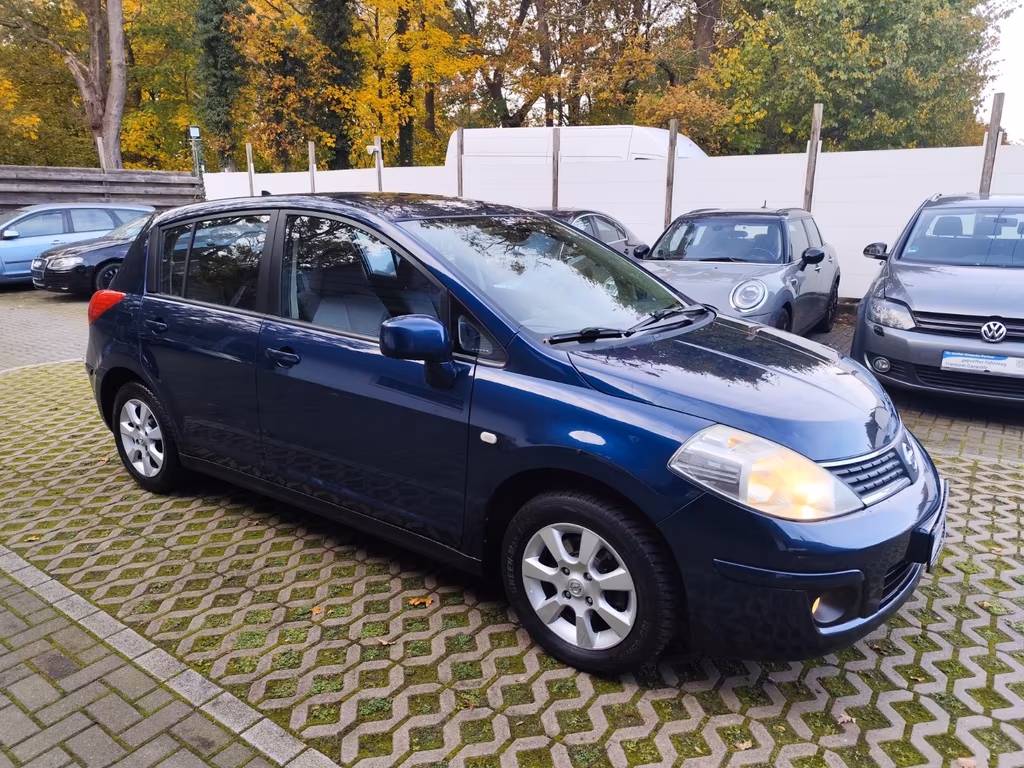Nissan Tiida