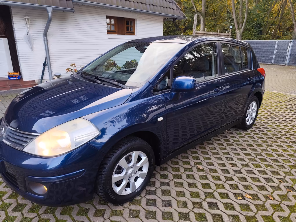 Nissan Tiida