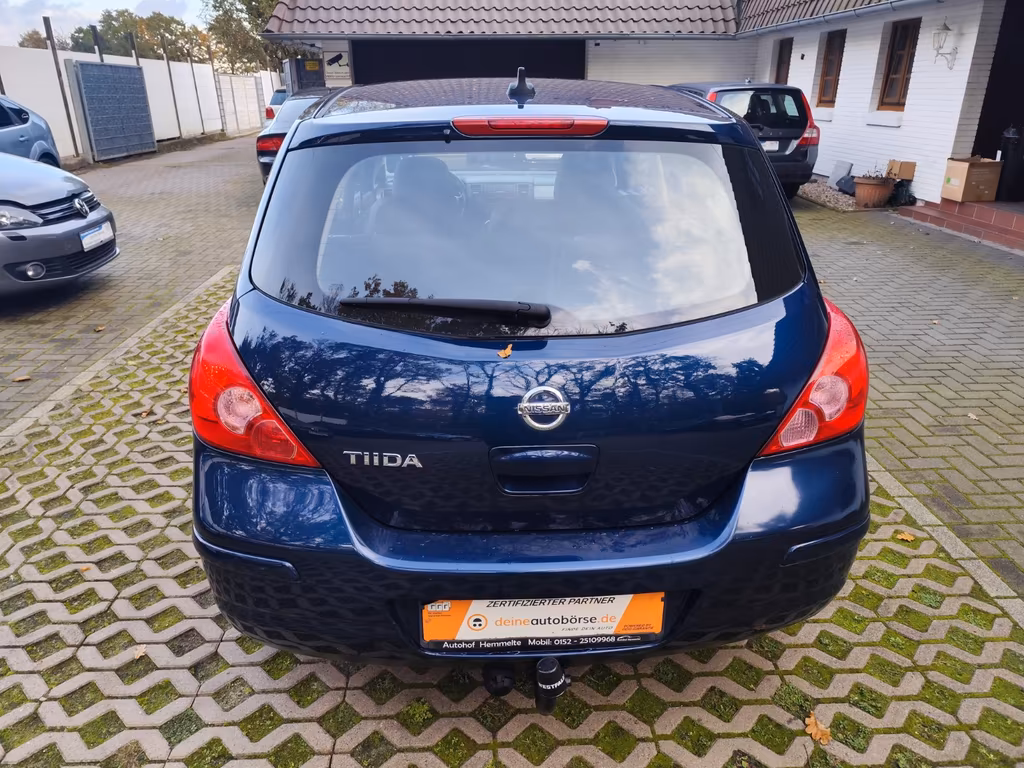 Nissan Tiida