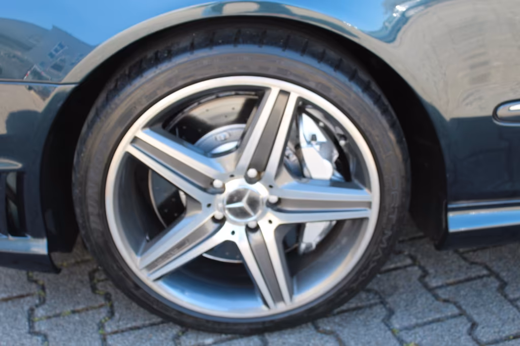 Mercedes-Benz CLK 63 AMG