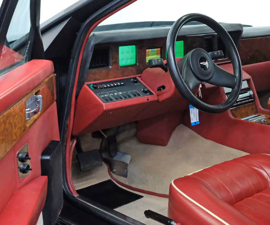 Aston Martin Lagonda