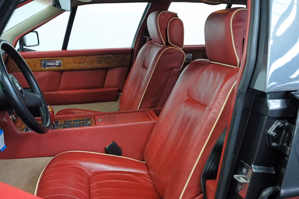 Aston Martin Lagonda