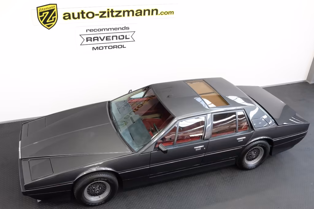 Aston Martin Lagonda