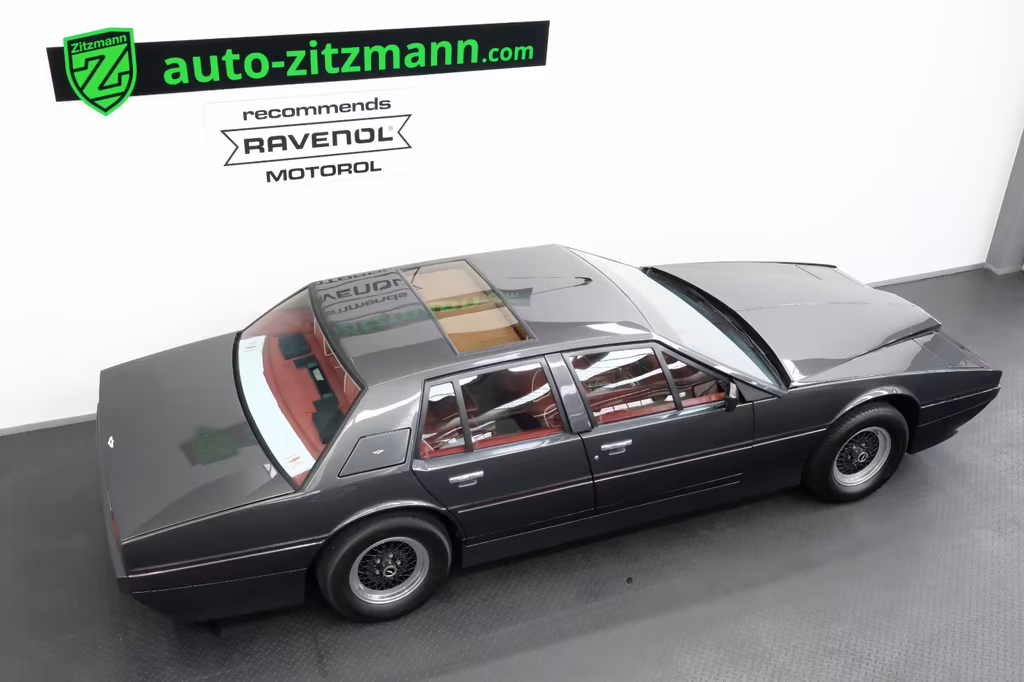 Aston Martin Lagonda