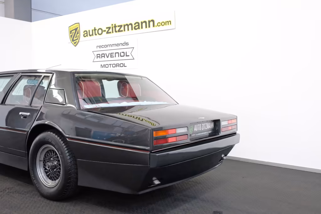 Aston Martin Lagonda