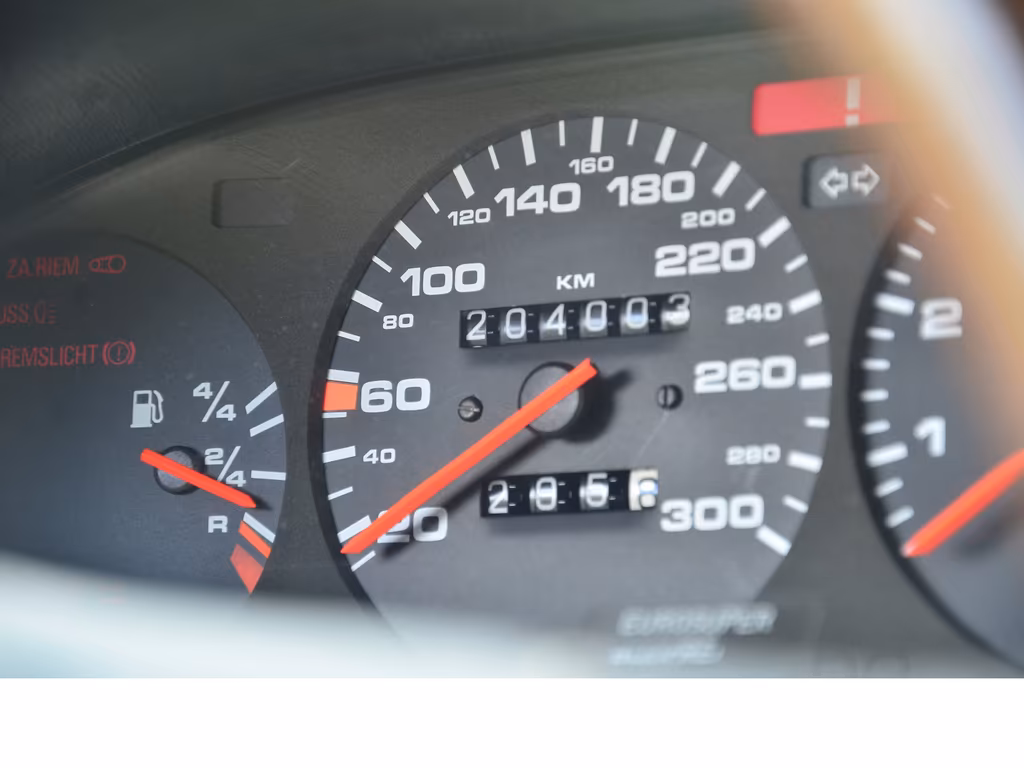 Porsche 928