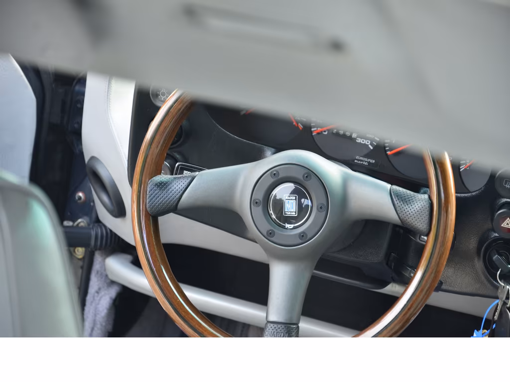 Porsche 928
