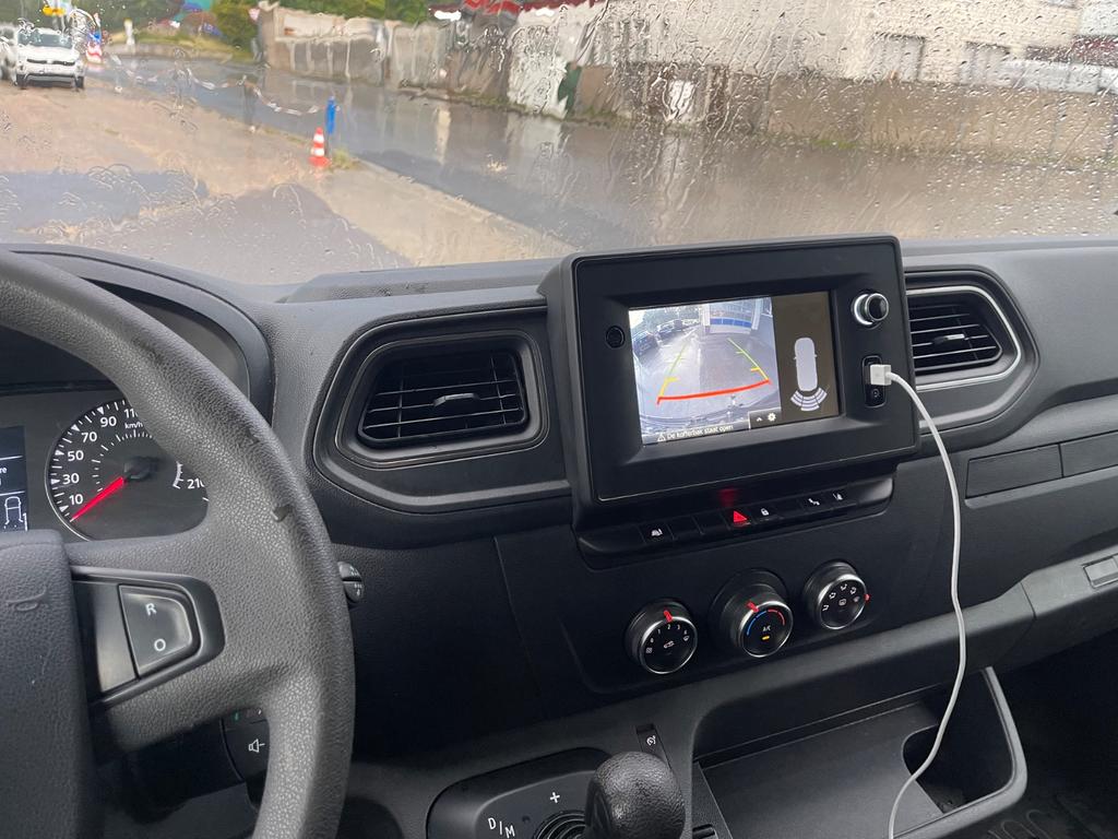 Nissan Interstar