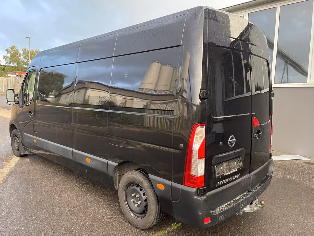 Nissan Interstar
