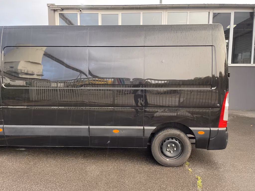 Nissan Interstar
