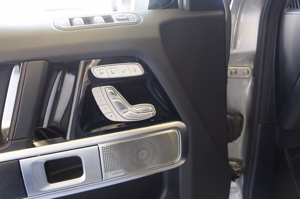 Mercedes-Benz G 400