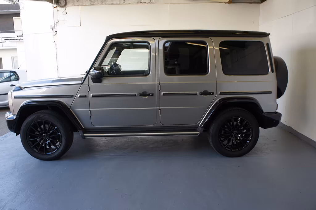 Mercedes-Benz G 400