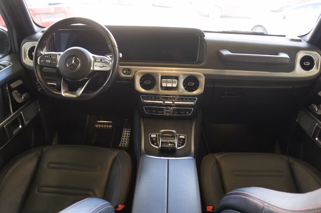 Mercedes-Benz G 400