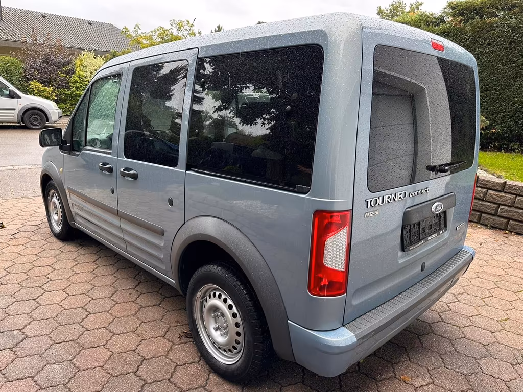 Ford Tourneo
