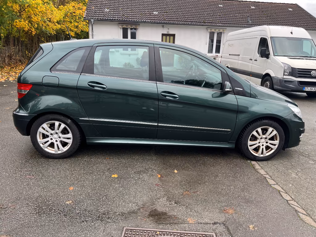 Mercedes-Benz B 160