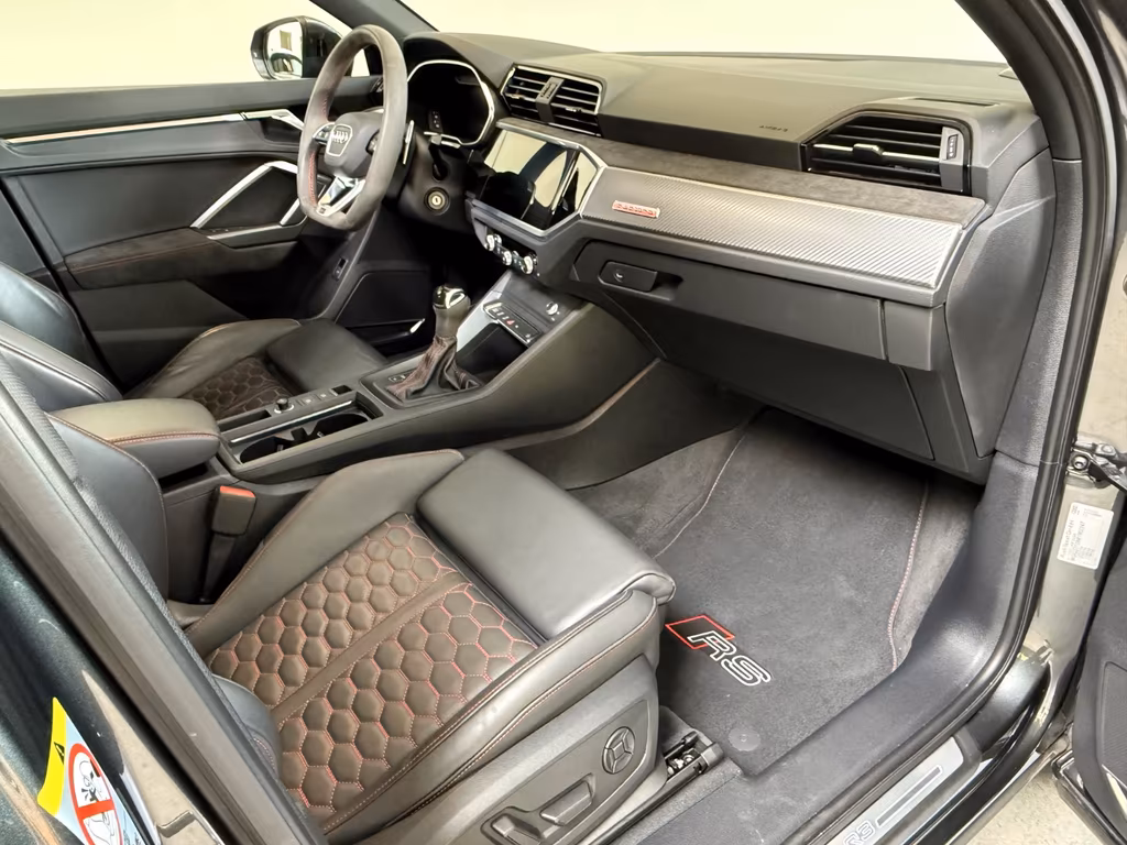 Audi RSQ3