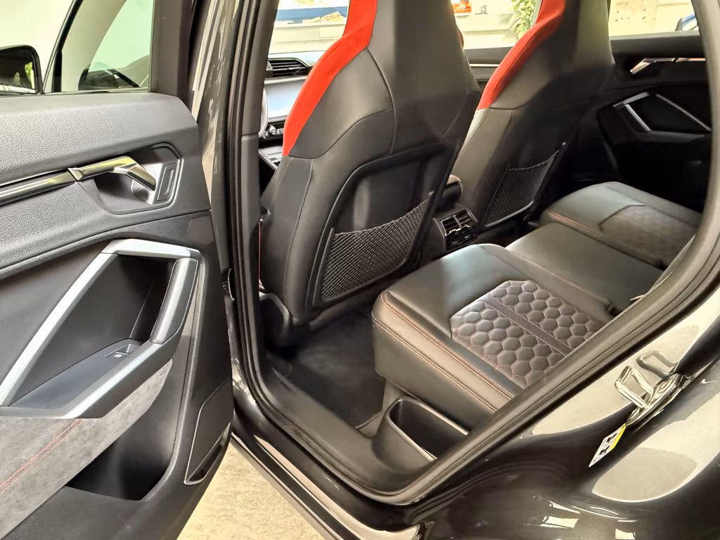 Audi RSQ3