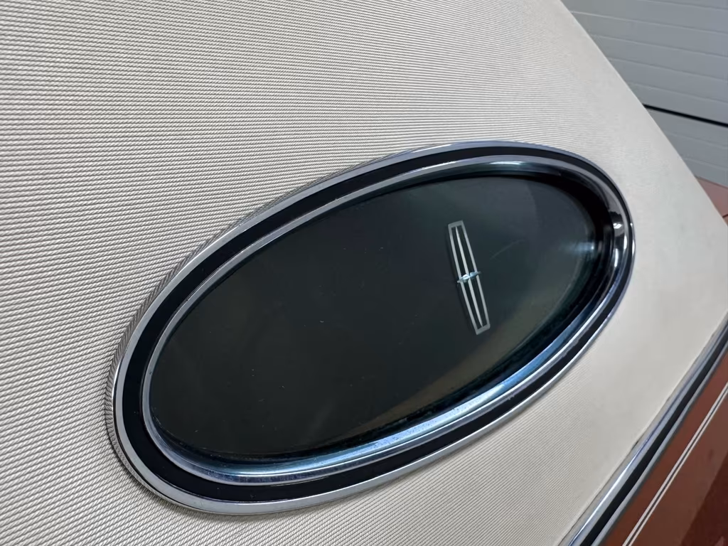 Lincoln Continental