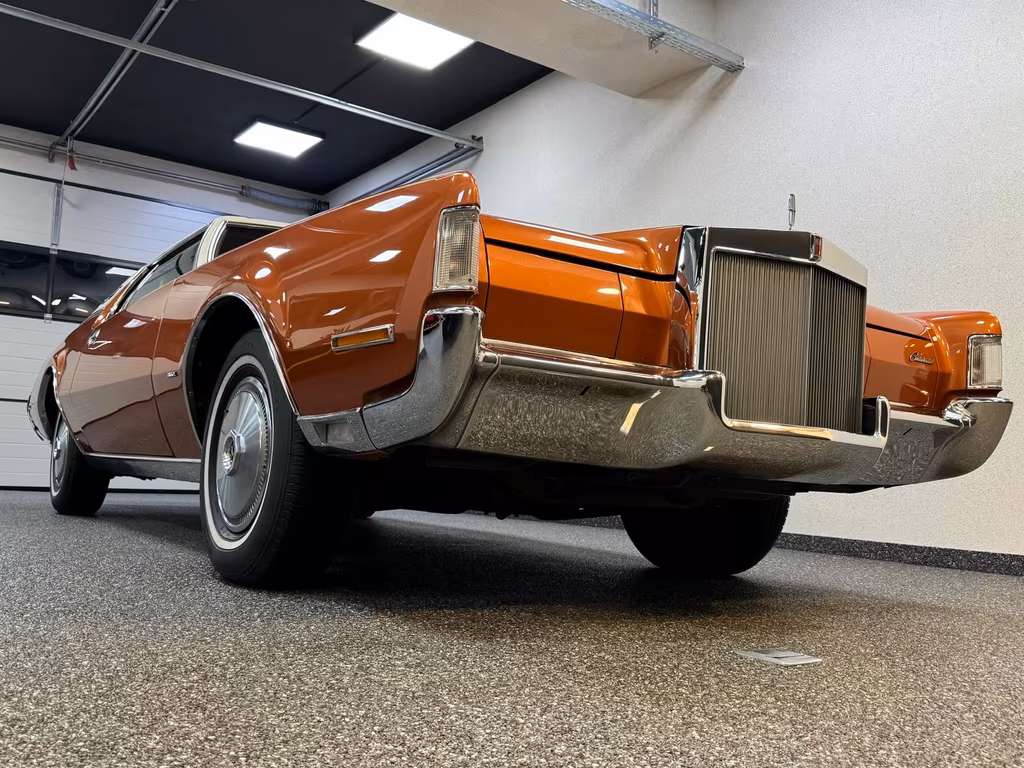 Lincoln Continental
