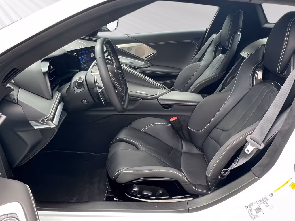 Corvette C8