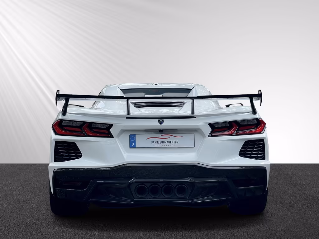 Corvette C8