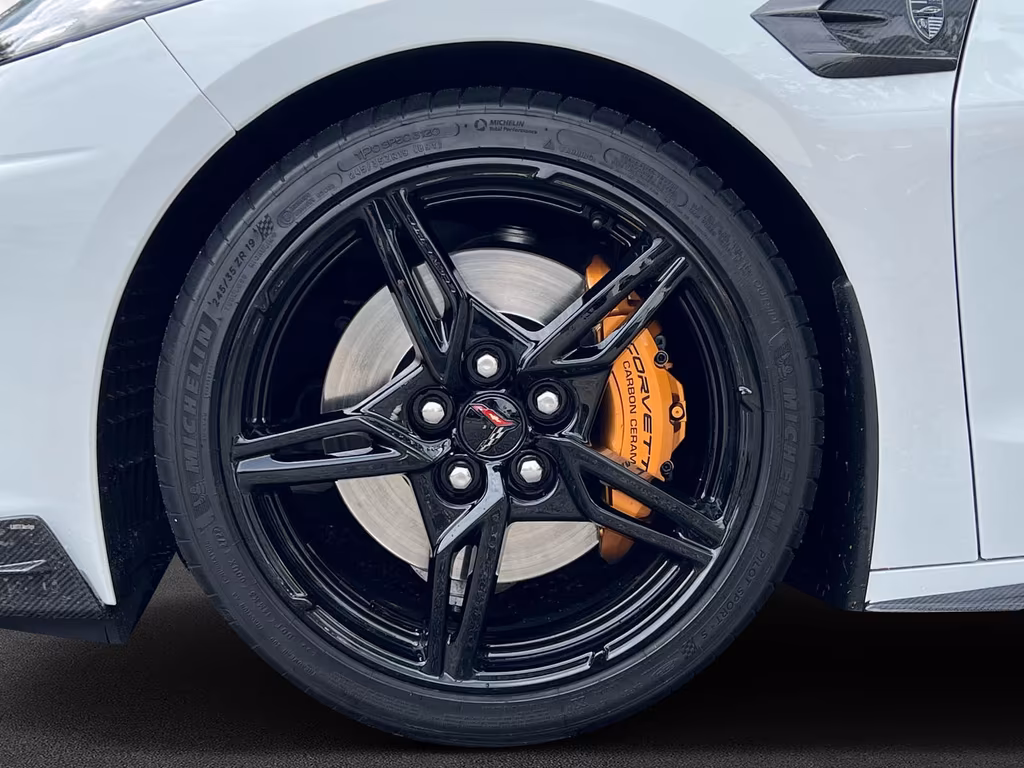 Corvette C8