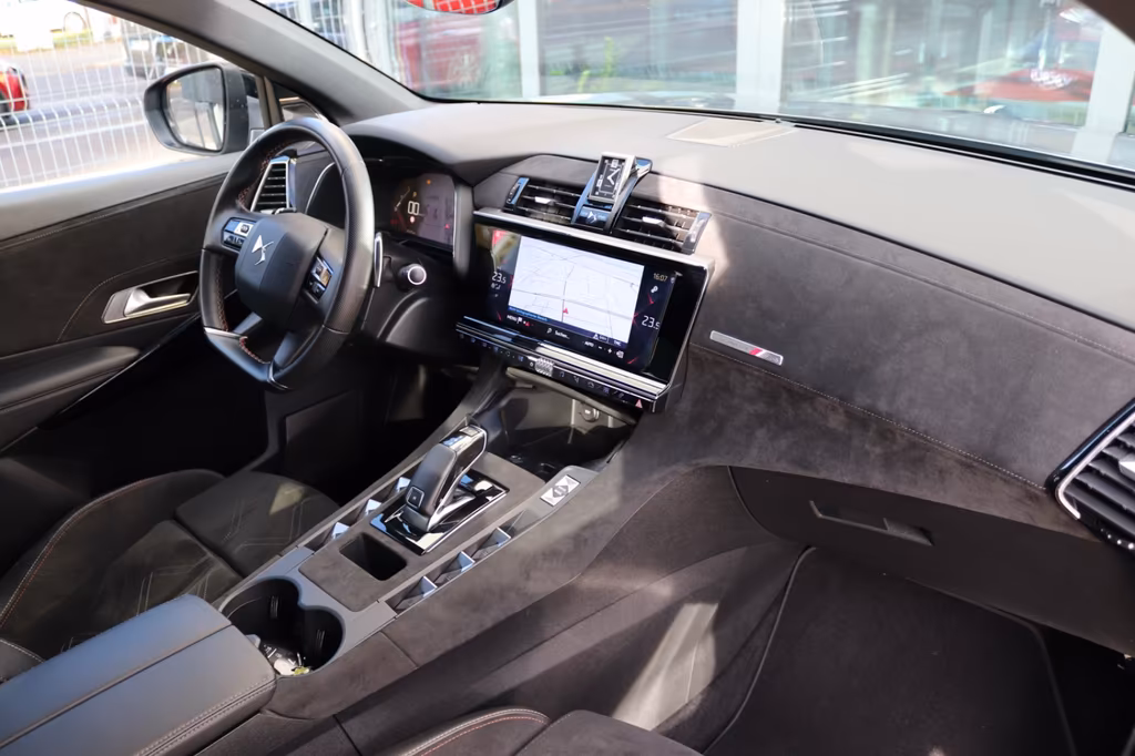 DS Automobiles DS7 (Crossback)