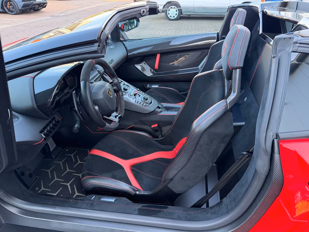 Lamborghini Aventador