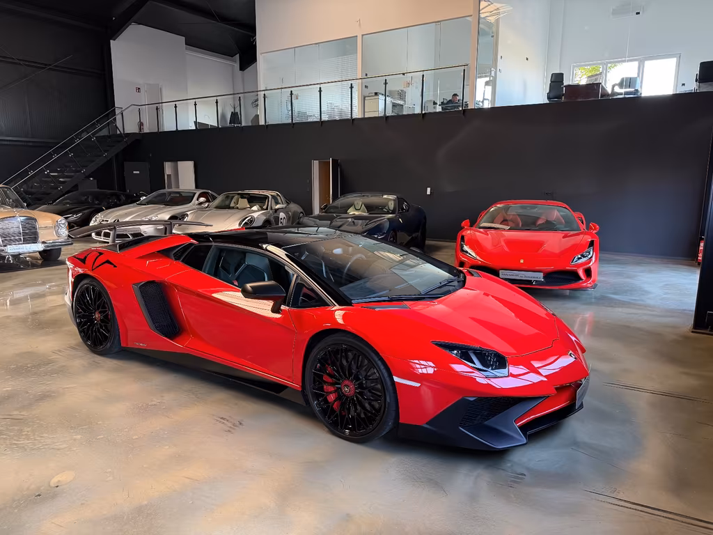 Lamborghini Aventador