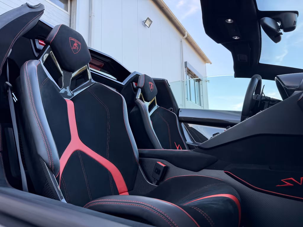 Lamborghini Aventador