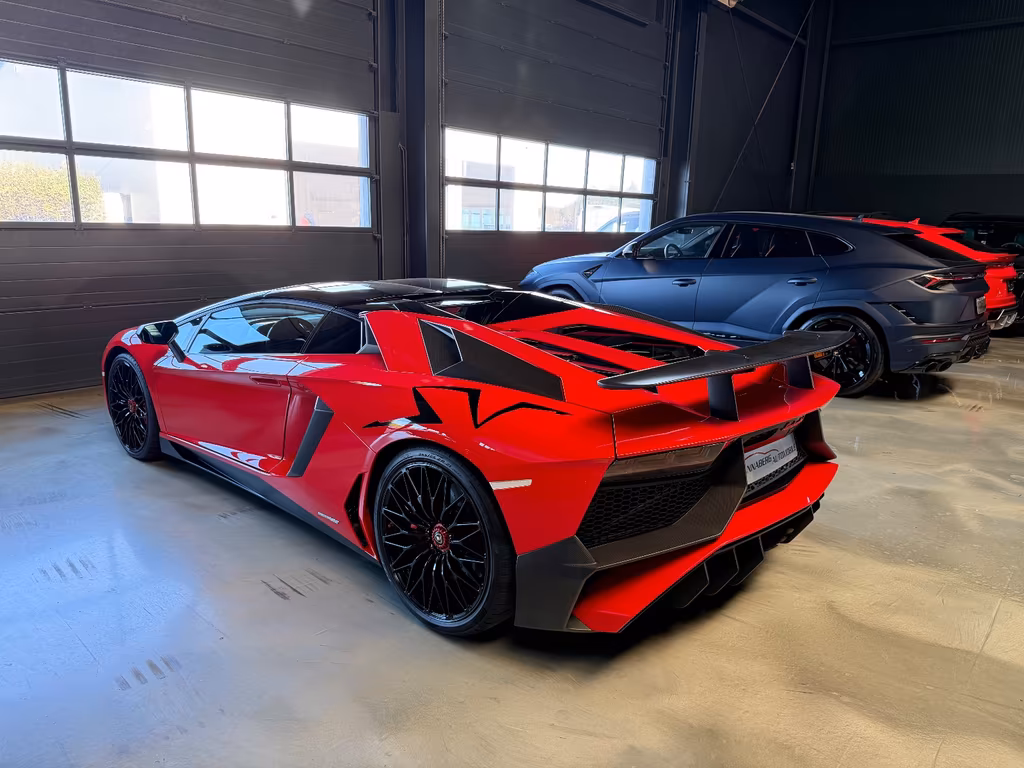 Lamborghini Aventador