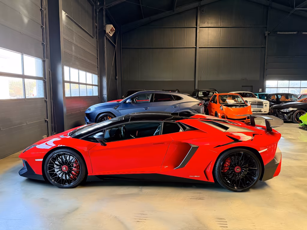 Lamborghini Aventador