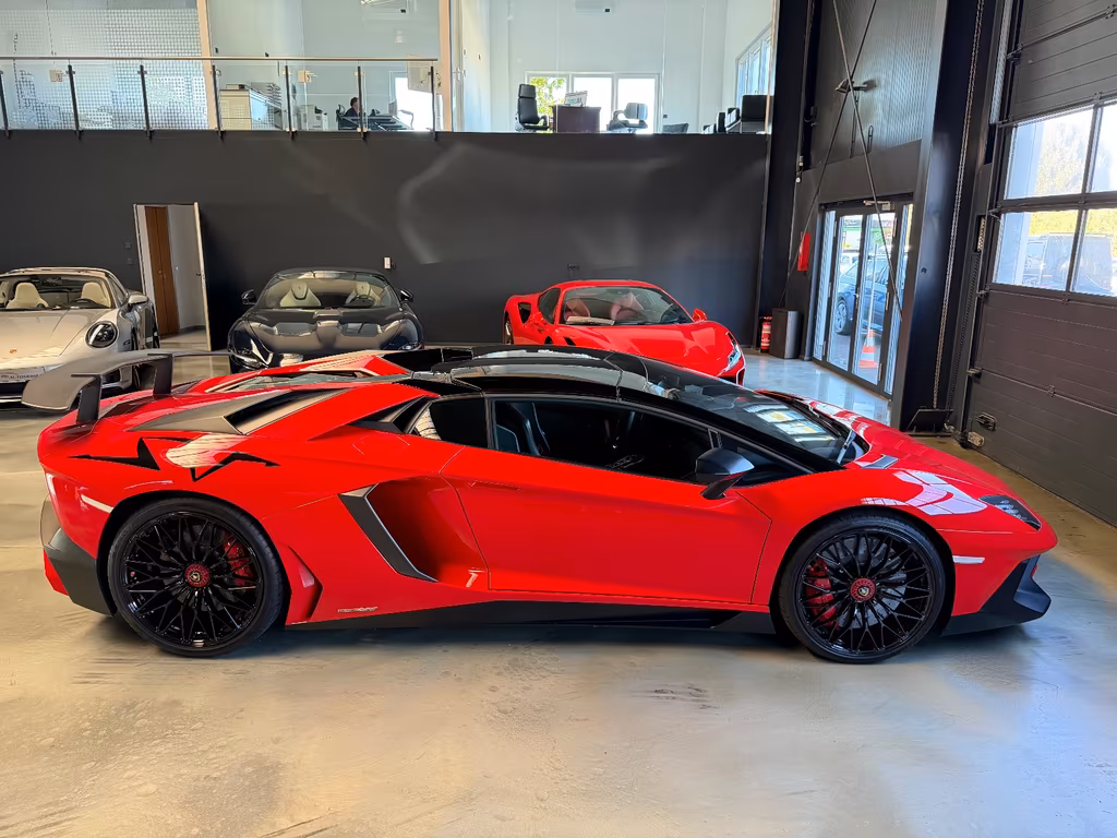 Lamborghini Aventador