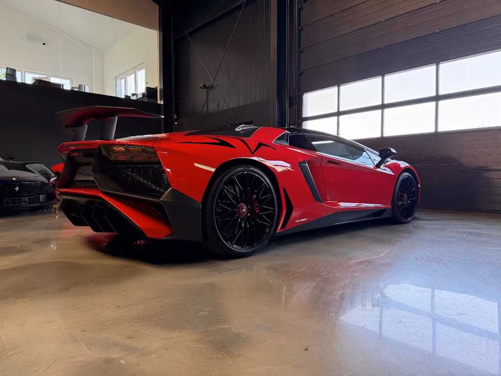 Lamborghini Aventador
