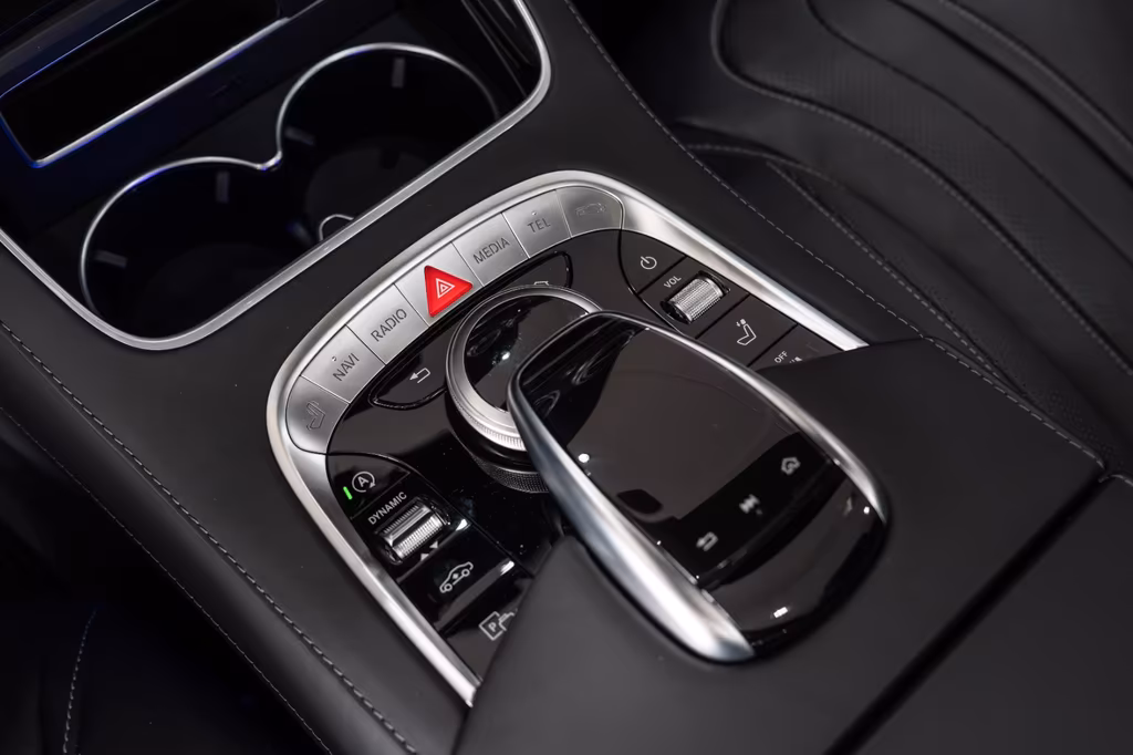 Mercedes-Benz S 560